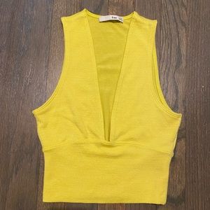 Aritzia Wilfred Free Yellow Cropped Deep V Tank